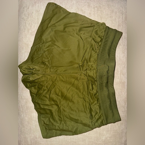 North Face Aphrodite Short - Picture 2 of 2